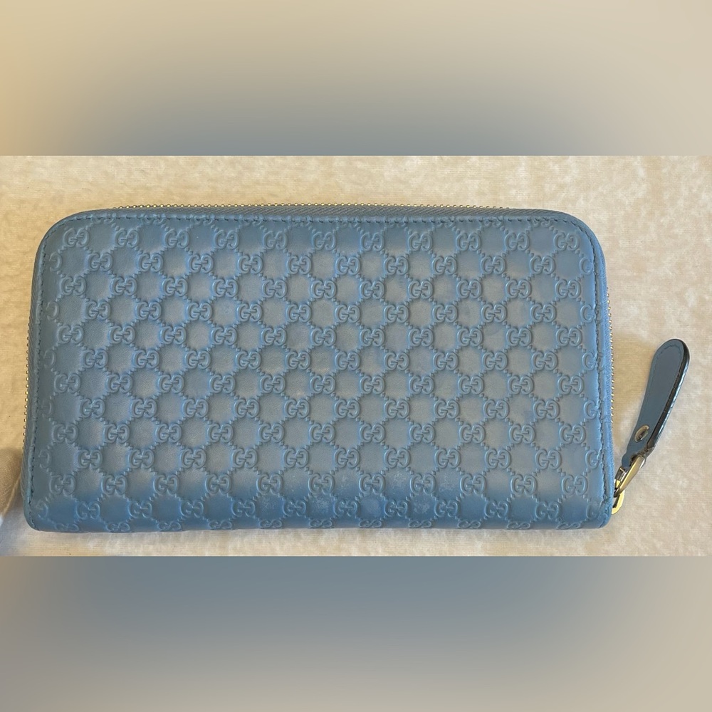 Gucci Authentic Vintage Light Blue Mini-Monogram Textured Zippy Wallet - Picture 3 of 16